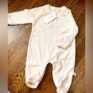 NWT waffle onesie 3-6 month